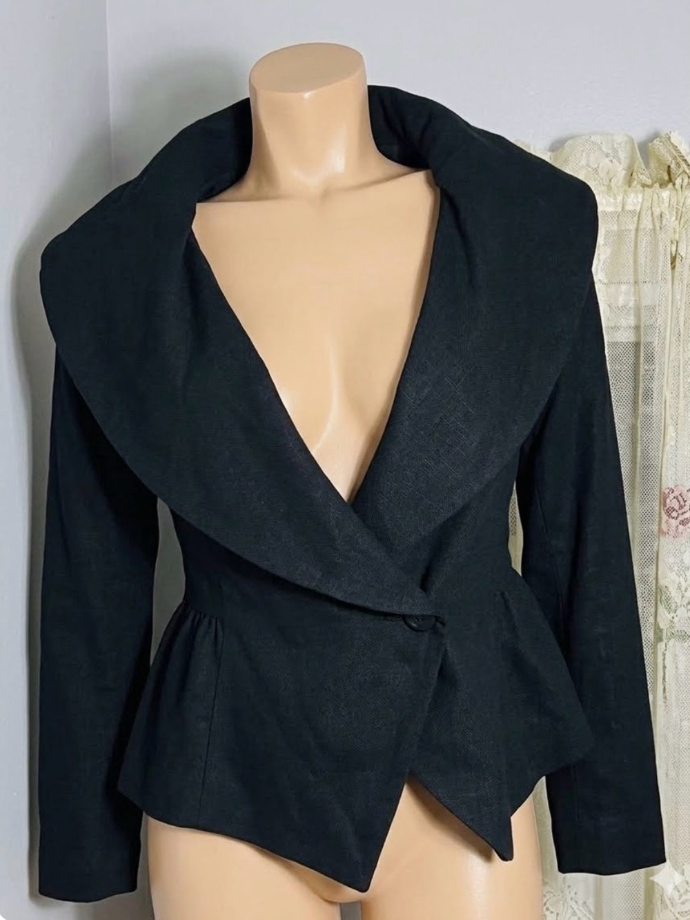 Black Women's Draped Collar Jacket, Size L